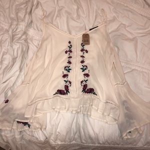 NWT ✧･ﾟAE OTS TOP